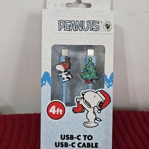 Peanuts USB-C Cable with Snoopy Design - Light Blue Cord